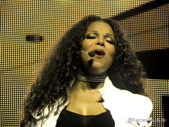 Aug-11-2011-Janet-Number-Ones-Tour-14