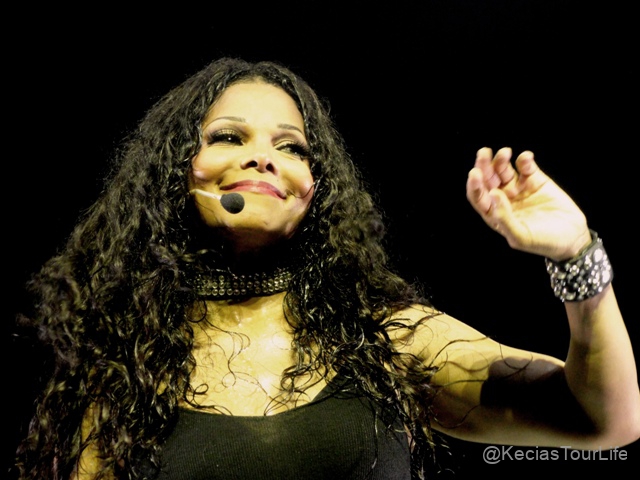 Aug-11-2011-Janet-Number-Ones-Tour-164