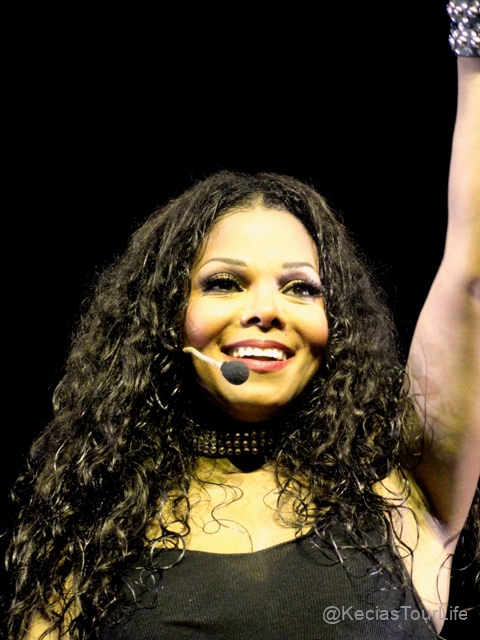 Aug-11-2011-Janet-Number-Ones-Tour-173