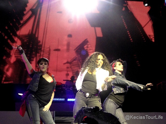 Aug-11-2011-Janet-Number-Ones-Tour-23