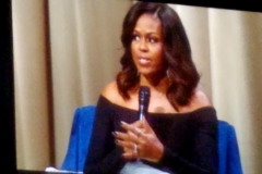 Dec-11-2018-Michelle-Obama-Book-Tour-9