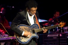 Dec-2-2017-Norman-Brown-joyous-christmas-25