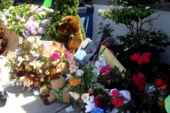 Jun-29-2009-MJ-Fan-Memorial-at-Hitsville-16