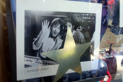Jun-29-2009-MJ-Fan-Memorial-at-Hitsville-23
