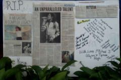Jun-29-2009-MJ-Fan-Memorial-at-Hitsville-8