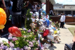 Jun-29-2009-MJ-Fan-Memorial-at-Hitsville-9