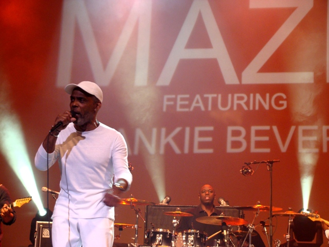 May-10-2009-Will-downing-and-Maze-feat-Frankie-Beverly-10