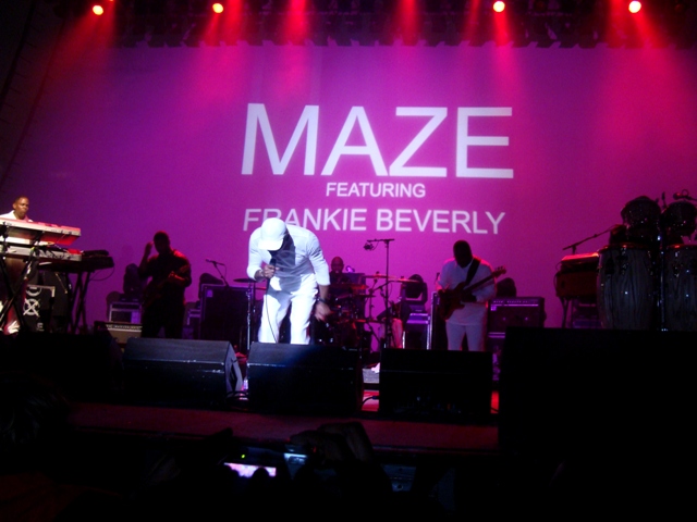 May-10-2009-Will-downing-and-Maze-feat-Frankie-Beverly-9