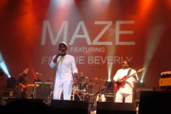 May-10-2009-Will-downing-and-Maze-feat-Frankie-Beverly-8